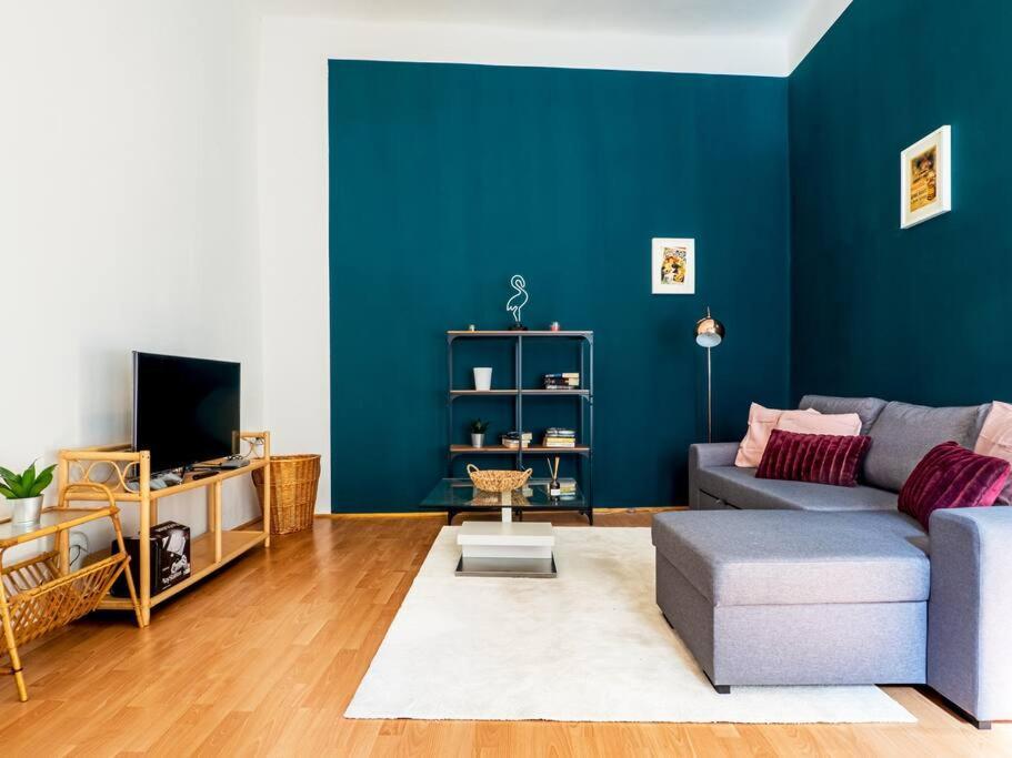 Churri Downtown - With Garage Apartment *