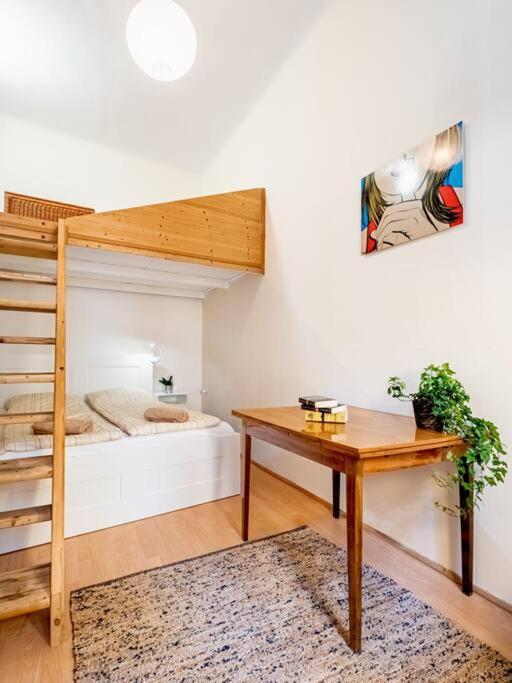 Apartment Churri Downtown - With Garage Budapest