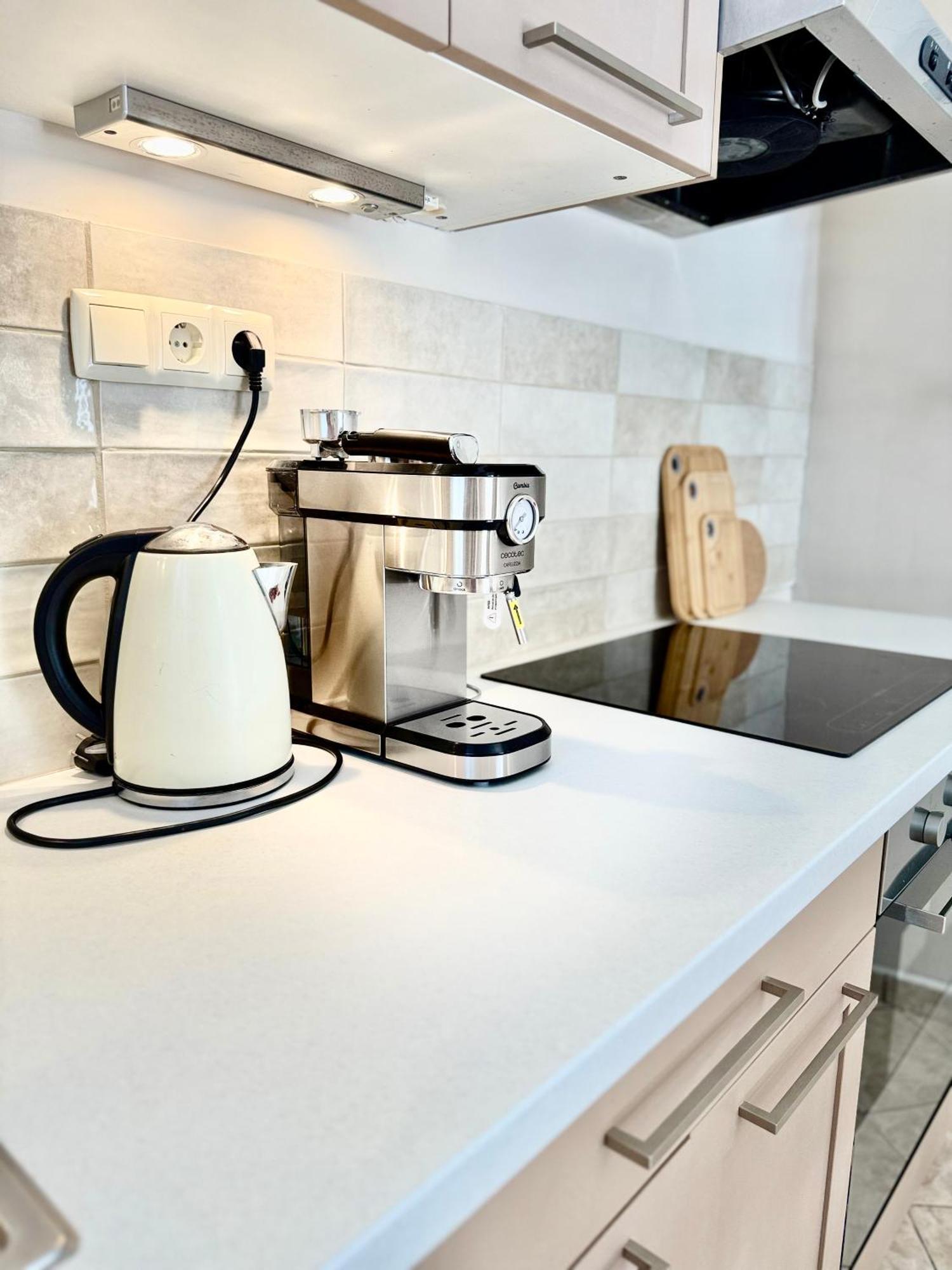 Apartment Churri Downtown - With Garage Budapest